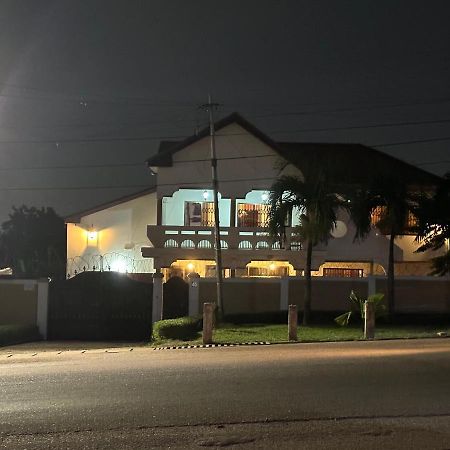 D Barfi Guesthouse, Excellent Location Kumasi Exteriér fotografie